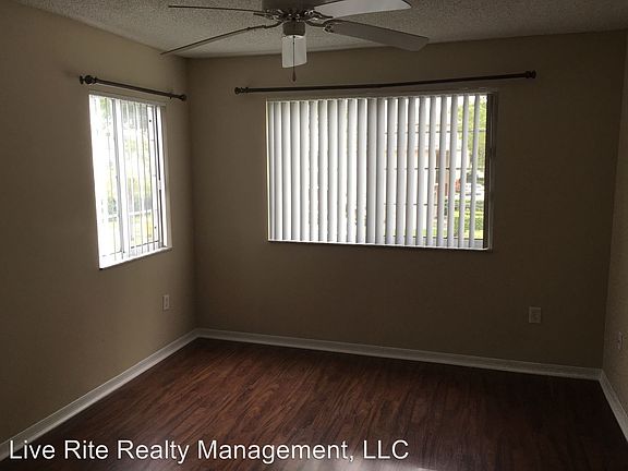 2nd image of 4195 N Haverhill Rd APT 319