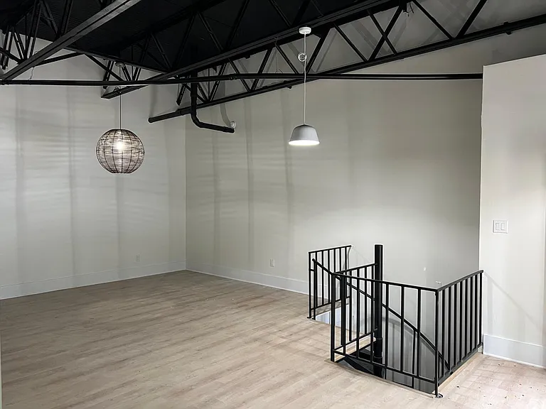 110 Railroad Ave #4 — Photo 7