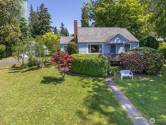 4th image of 209 Tracy Avenue