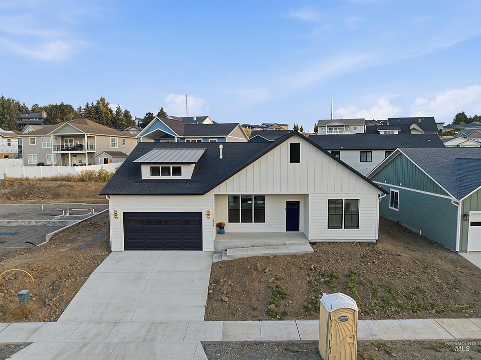 1st image of 2906 Cyprus Cir