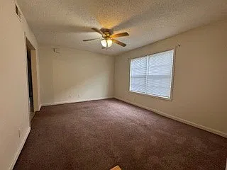 2 bed, 1.0 bath, 800 sqft, $695 — Photo 2