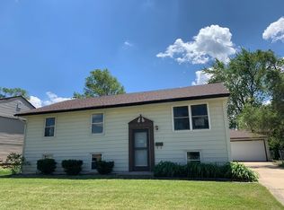 619 Palmer Ave, Romeoville, IL 60446