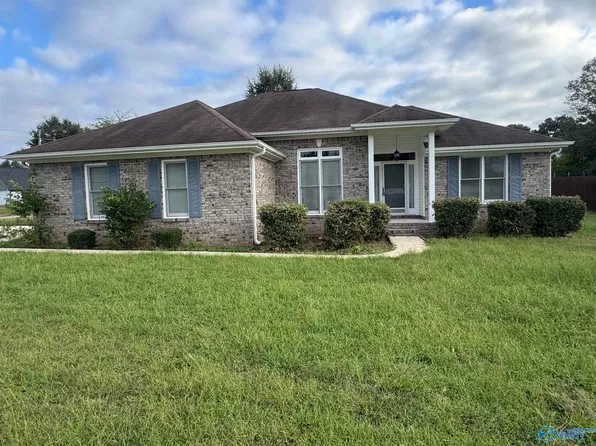 29878 Capshaw Rd, Harvest, AL 35749