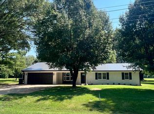 911 S Main St, Bald Knob, AR 72010