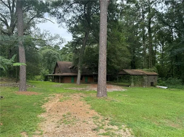 235 Smith Rd, Pineville, LA 71360