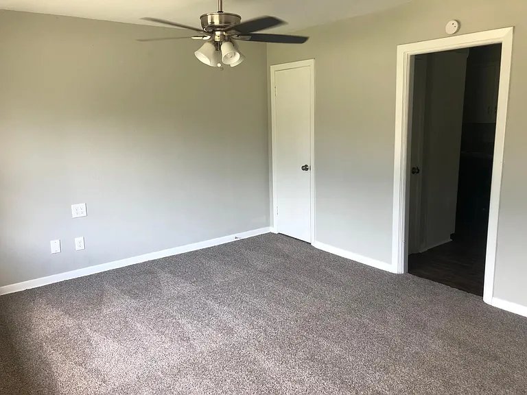 4323 Botany Ln — Photo 12