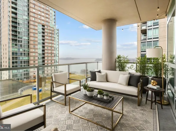 901 N Penn St Unit F810, Philadelphia, PA 19123