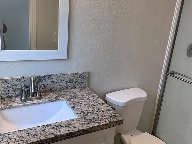 14251 Green Valley Dr — Photo 6