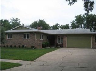 239 E Frontier Dr, Mulvane, KS 67110