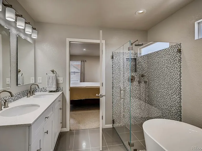 10132 Altura St — Photo 13