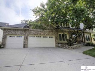 1671 S 152nd St, Omaha, NE 68144