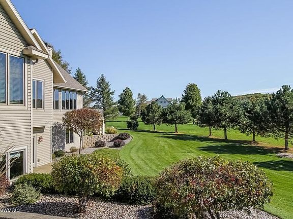 5th image of 763 Avonlea Ln