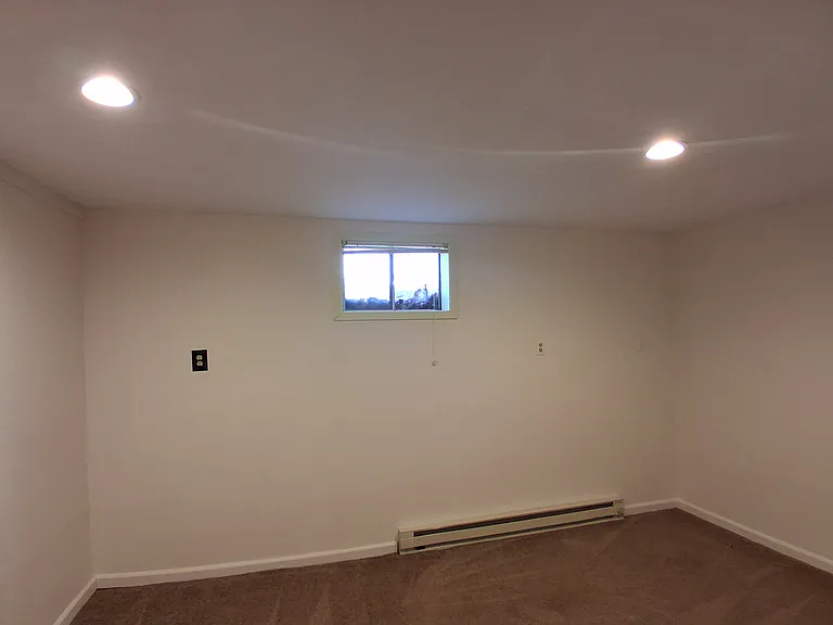 435 Mount Ave — Photo 21