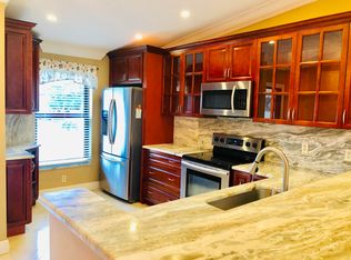15616 Bottlebrush Cir, Delray Beach, FL 33484