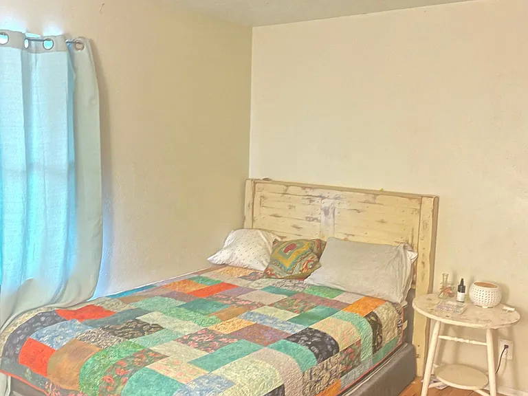 216 N Roosevelt Ave — Photo 9