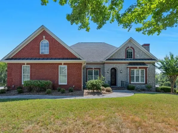 2006 Brunswick Dr, Lebanon, TN 37087