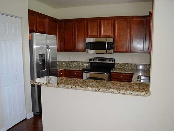 2nd image of 155 Emerald Creek Way