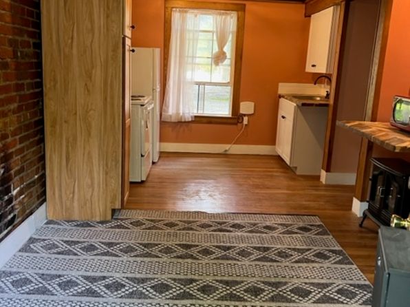 135 Pigeon St, Waynesville, NC 28786