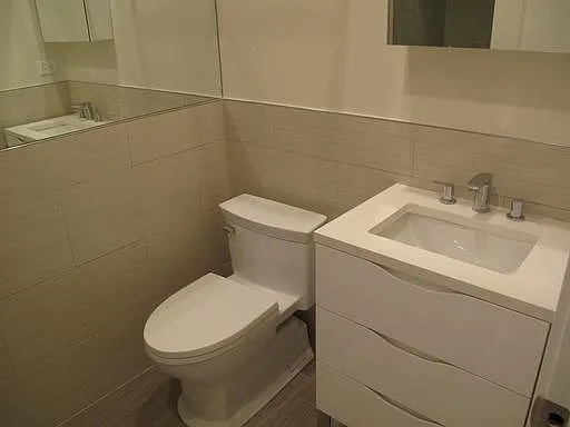 1800 W Chicago Ave #2F — Photo 22