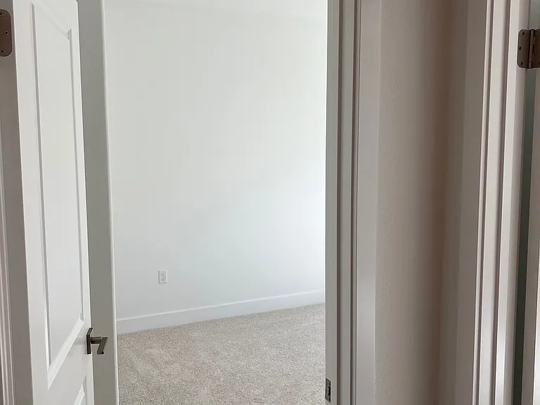 1840 Vincent Dr — Photo 20