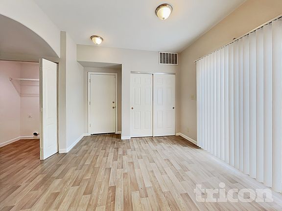 4th image of 9665 Meadow Star Dr