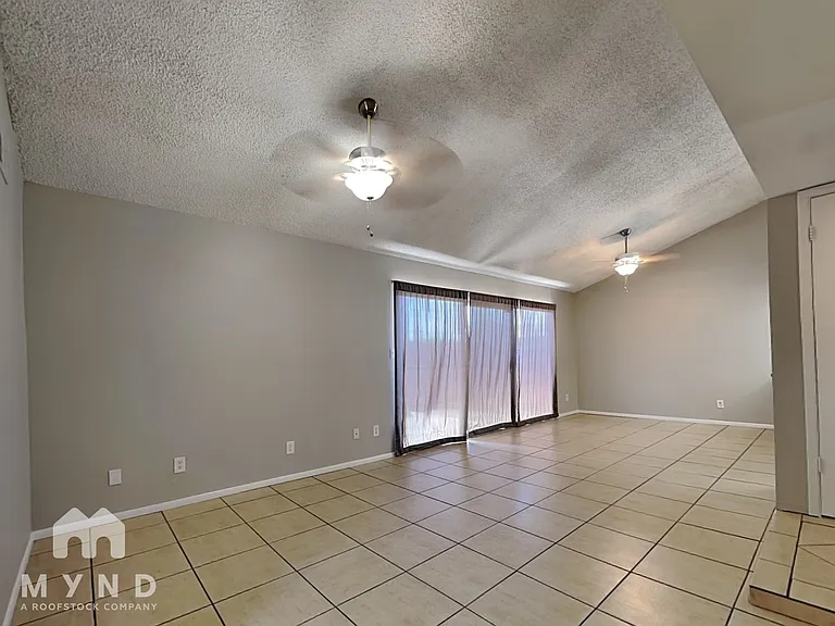 1864 E Kirkland Ln — Photo 4