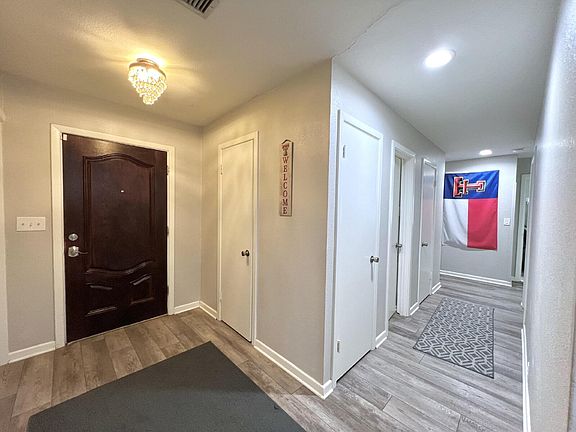 3rd image of 3301 39th St