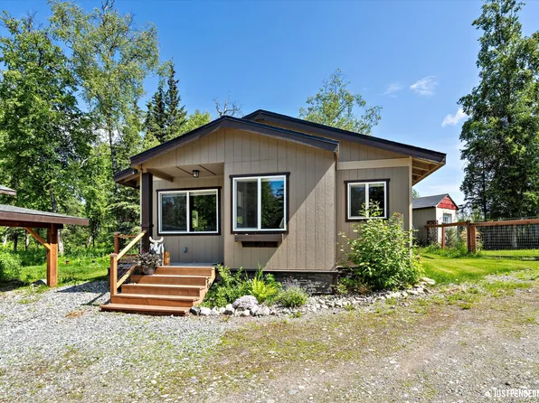 4005 N Patrick Cir, Wasilla, AK 99654