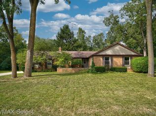 4317 Lila St, Burton, MI 48509