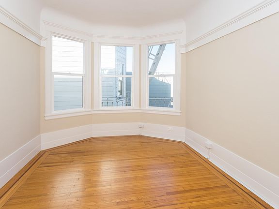 2nd image of 1478 Jackson St #1