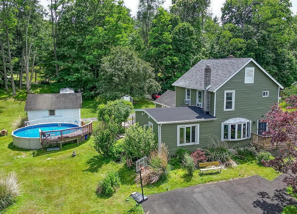 678 Prosperous Valley Rd
