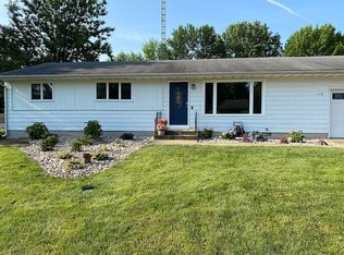 110 E Arlington Ave, Vandalia, MO 63382