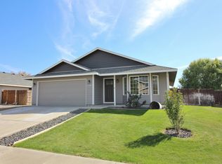 6420 Robinson Dr, Pasco, WA 99301