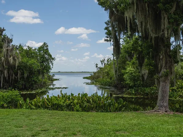 5515 Catfish Ln, Fruitland Park, FL 34731