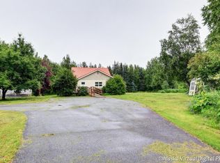 6351 N Palmer Fishhook Rd, Palmer, AK 99645