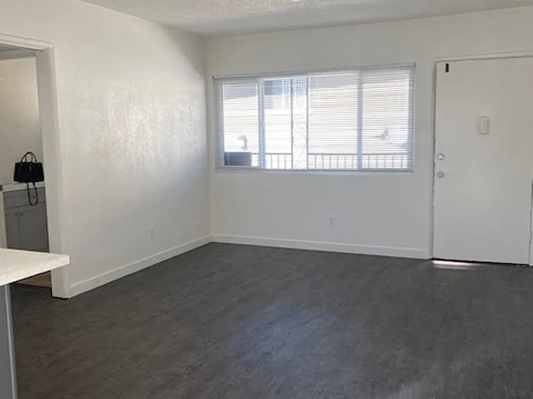 6418 Garvanza Ave — Photo 7