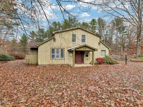 2212 Call Street, Lake Luzerne, NY 12846