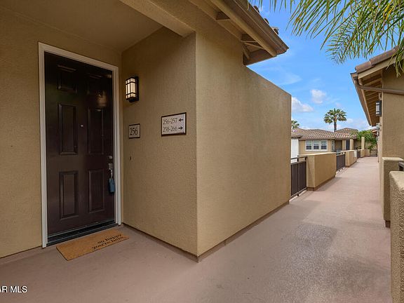 3rd image of 259 Riverdale Ct APT 256