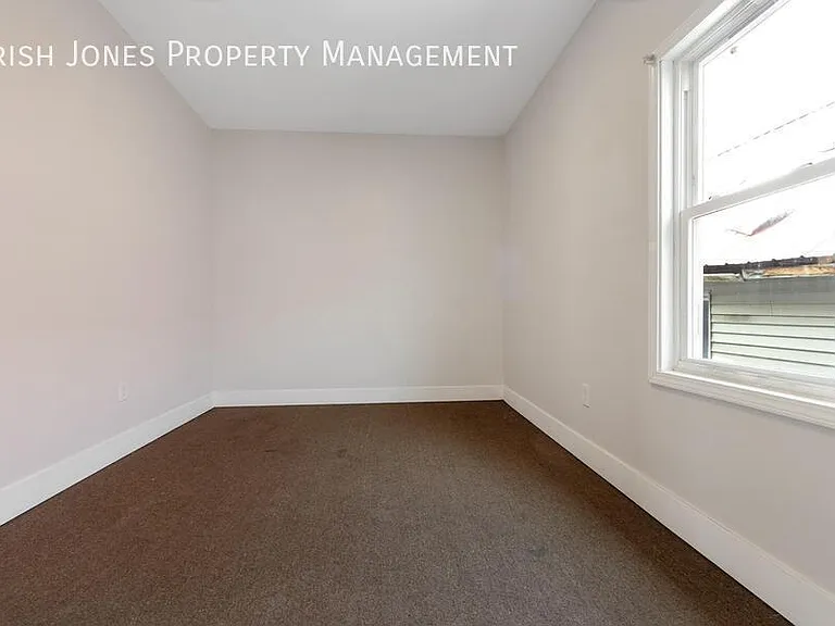 308 Breckenridge St #2 — Photo 9