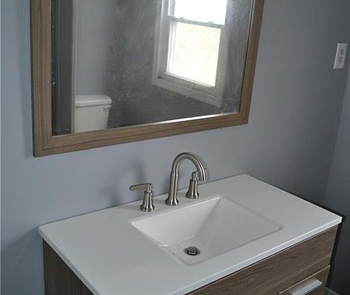 3rd image of 2211 Ferndale Ave