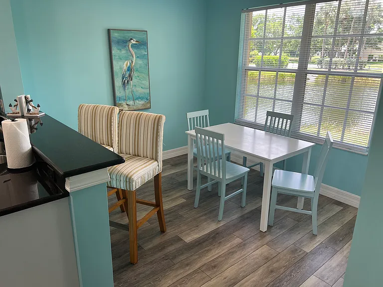 Dinette with Lake view