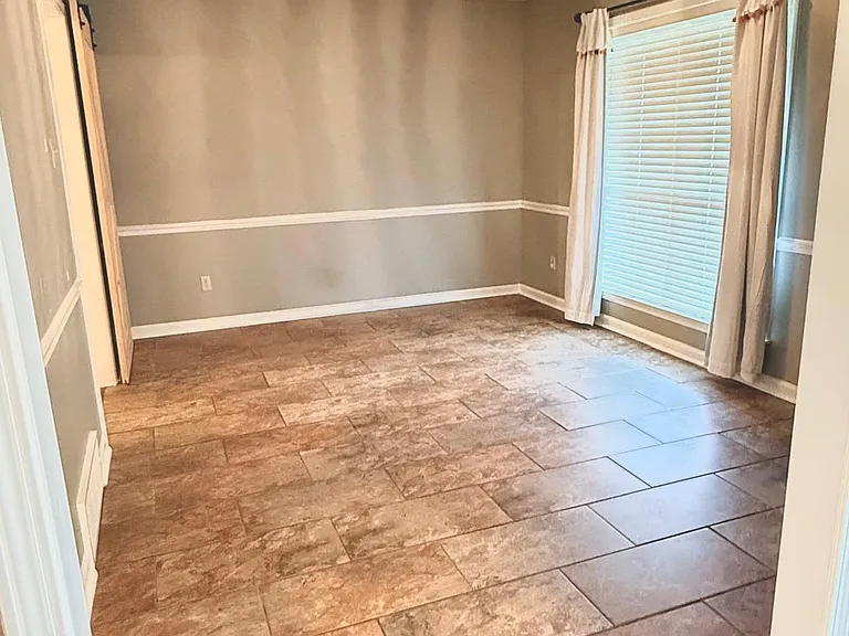 5008 Hare Crossing Cv — Photo 14