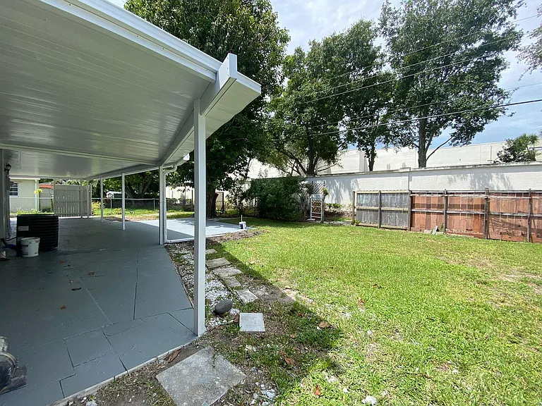 9121 Bamboo Dr — Photo 18