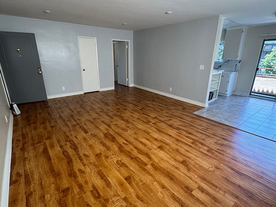 1st image of 1040 N Laurel Ave APT 5