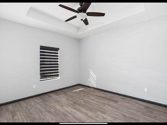3rd image of 1412 Acme Ln APT 1