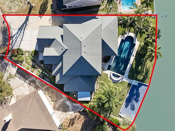 3rd image of 3513 Pebble Beach Dr