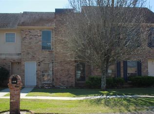 210 Greenbriar Dr, Houma, LA 70364