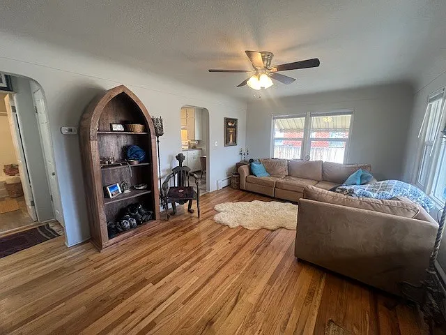 337 Winther Blvd — Photo 3