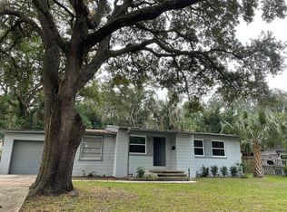 2915 Lopez Rd, Jacksonville, FL 32216