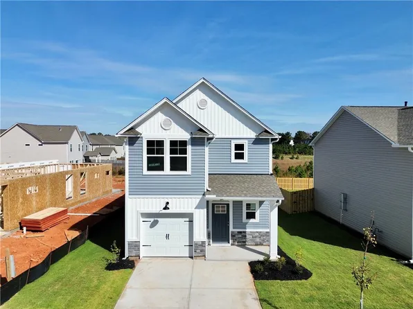 614 Seaborn Cir, Pendleton, SC 29670